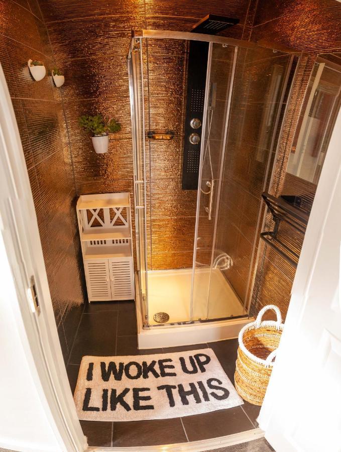 Opulent 1 Bedroom Cosy Suite Birmingham Esterno foto